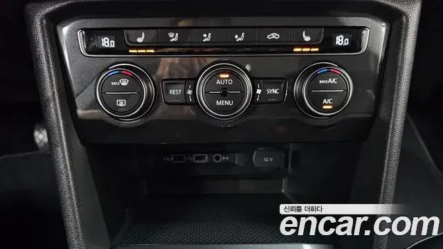 Volkswagen Tiguan 2019 — Photo 5/35