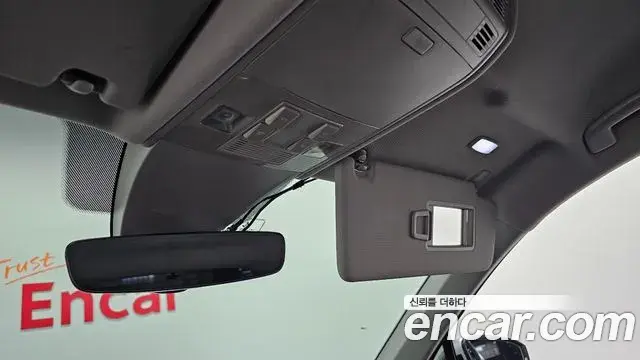 Volkswagen Tiguan 2019 — Photo 13/35