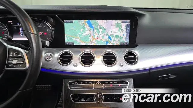 Mercedes-Benz E-Class 2020 — Şəkil 9/20