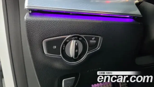 Mercedes-Benz E-Class 2020 — Şəkil 16/20