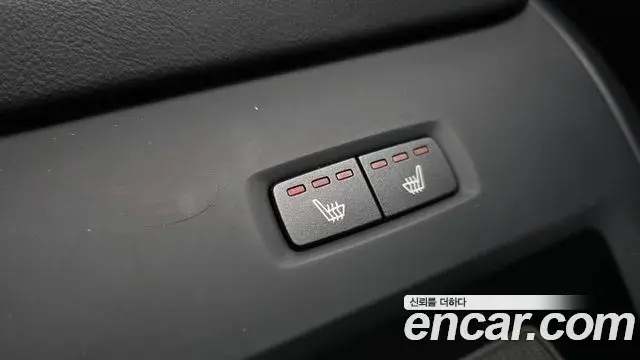 Volvo XC60 2021 — Şəkil 21/31