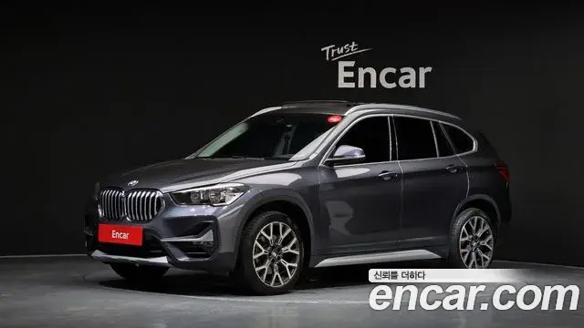 BMW X1 2022 — Фото 1/20
