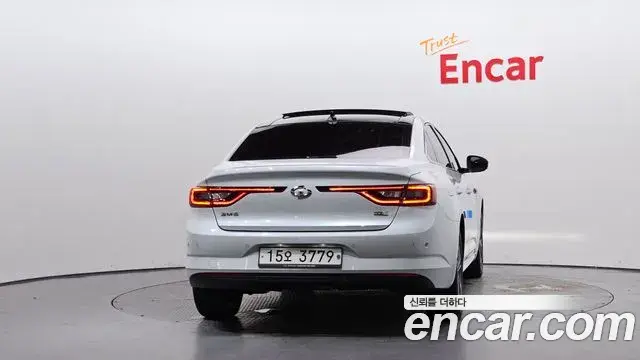 Renault Samsung SM6 2019 — ფოტო 14/32
