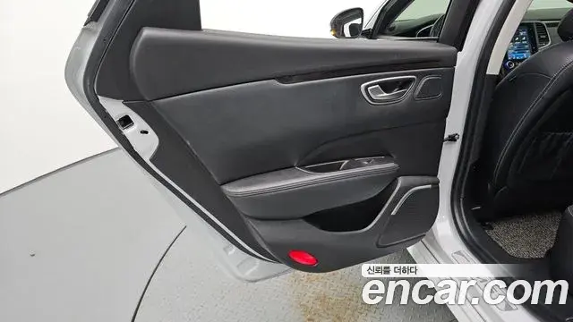 Renault Samsung SM6 2019 — ფოტო 25/32