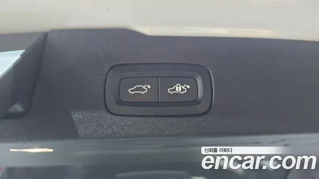 Volvo V60 Cross Country 2021 — Şəkil 19/20