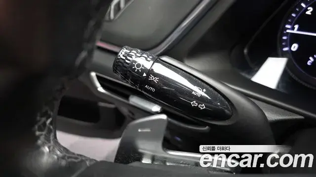 Hyundai Sonata Hybrid 2022 — ფოტო 13/31