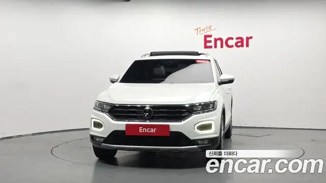 Volkswagen T-Roc 2021 — Şəkil 25/30