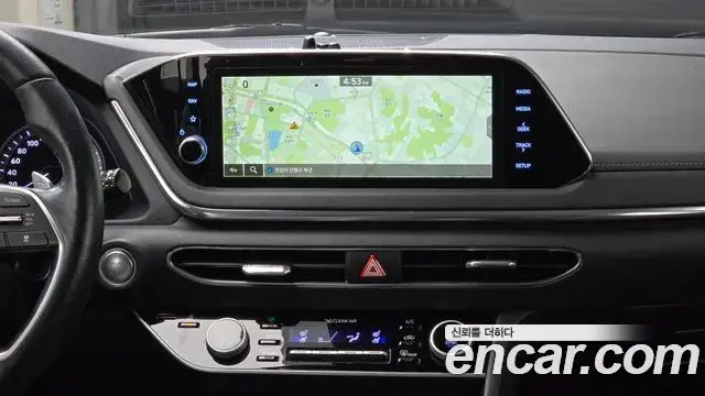Hyundai Sonata Hybrid 2022 — Şəkil 32/35