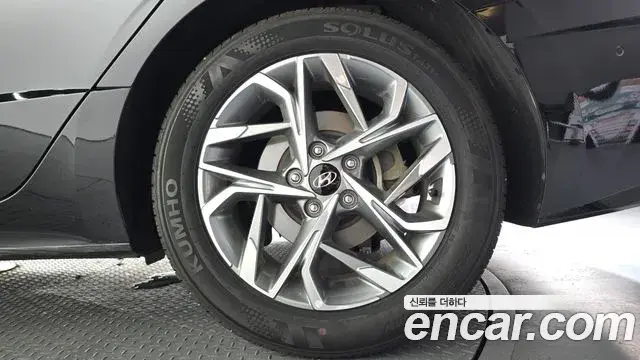 Hyundai Sonata Hybrid 2022 — Şəkil 12/35