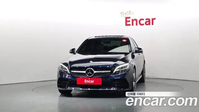 Mercedes-Benz C-Class 2021 — Photo 27/30