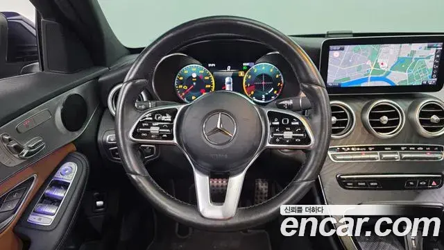 Mercedes-Benz C-Class 2021 — Photo 28/30