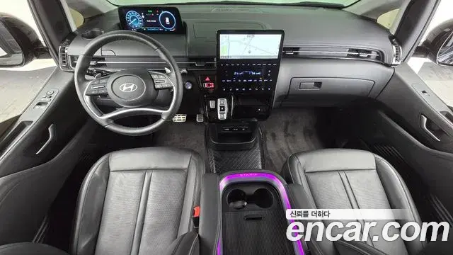 Hyundai Staria 2024 — ფოტო 26/37
