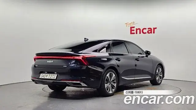 Kia K8 2023 — Photo 16/33