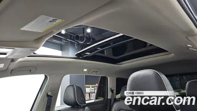 Volkswagen Atlas 2025 — ფოტო 23/33