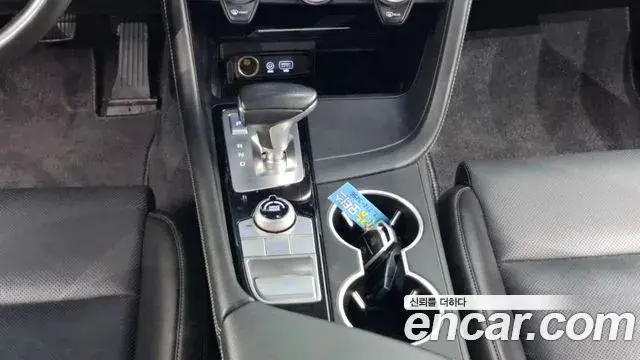 Genesis G70 2019 — Photo 19/20
