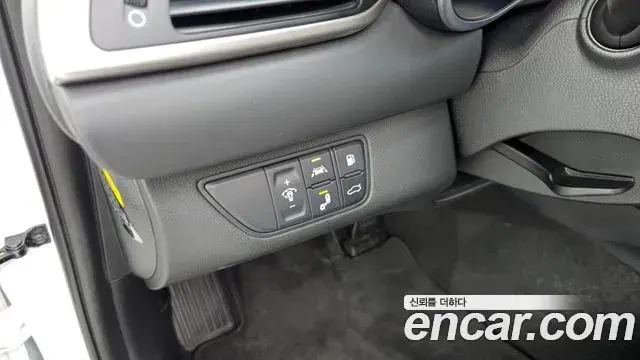 Genesis G70 2019 — Photo 6/20