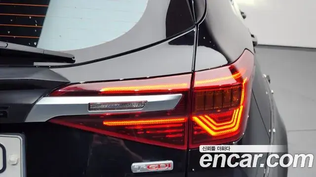 Kia Seltos 2019 — Şəkil 27/32