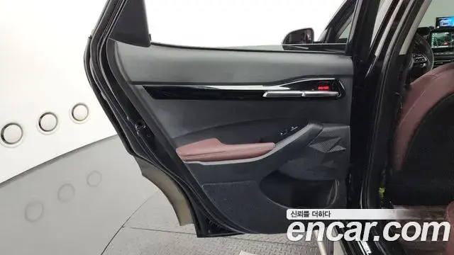 Kia Seltos 2019 — Şəkil 4/32