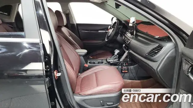 Kia Seltos 2019 — Şəkil 7/32