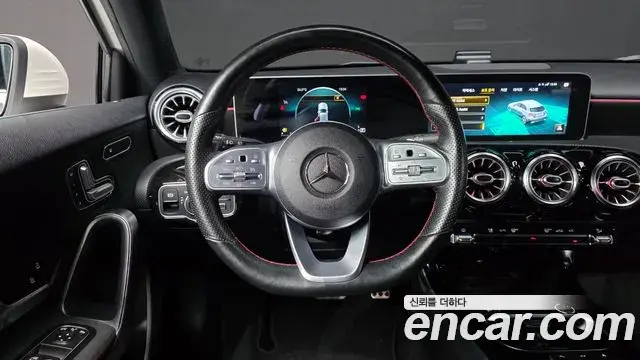 Mercedes-Benz A-Class 2020 — ფოტო 27/31