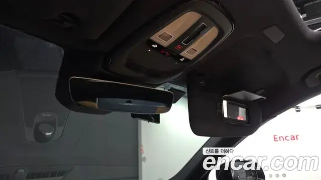 Volvo XC60 2022 — Photo 35/37