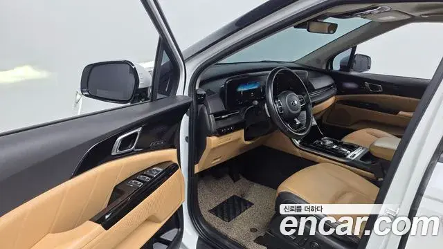 Kia Carnival 2021 — Фото 9/20