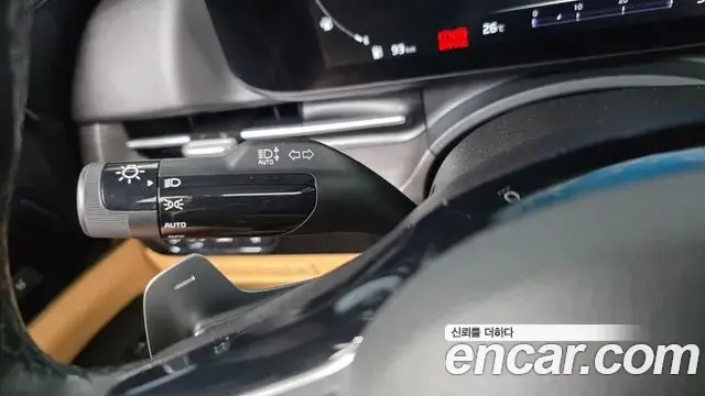 Kia Carnival 2021 — Photo 19/43