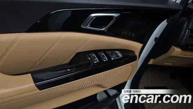 Kia Carnival 2021 — Photo 34/43