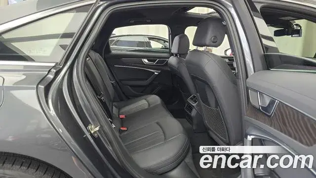 Audi A6 2021 — Photo 14/20