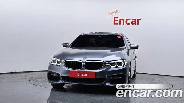 BMW 5 Series 2018 — Фото 3/20