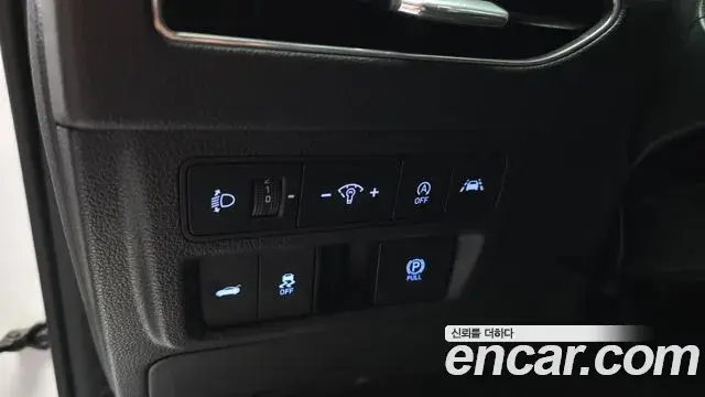 Hyundai Sonata Hybrid 2022 — Photo 17/20