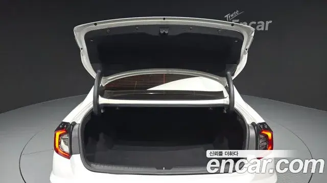 Hyundai Sonata Hybrid 2022 — Photo 4/20