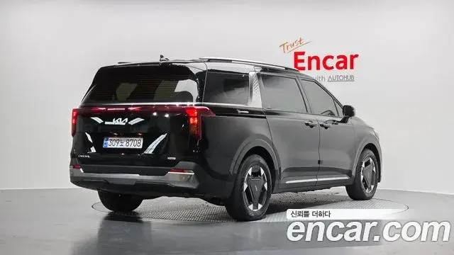 Kia Carnival 2024 — Фото 2/20