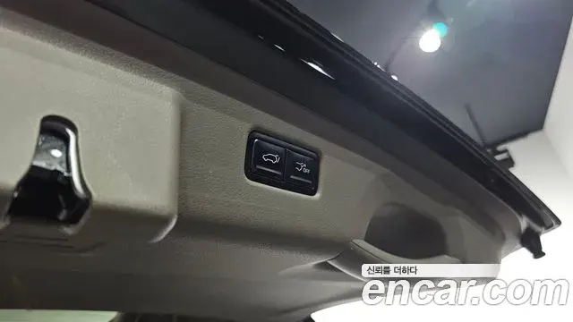 Kia Carnival 2025 — Фото 17/20