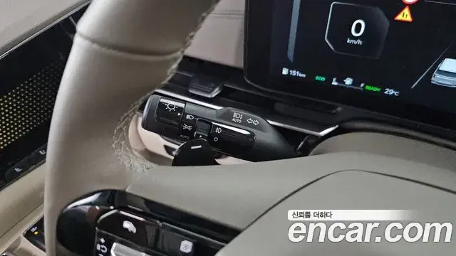 Kia Carnival 2025 — Şəkil 11/34