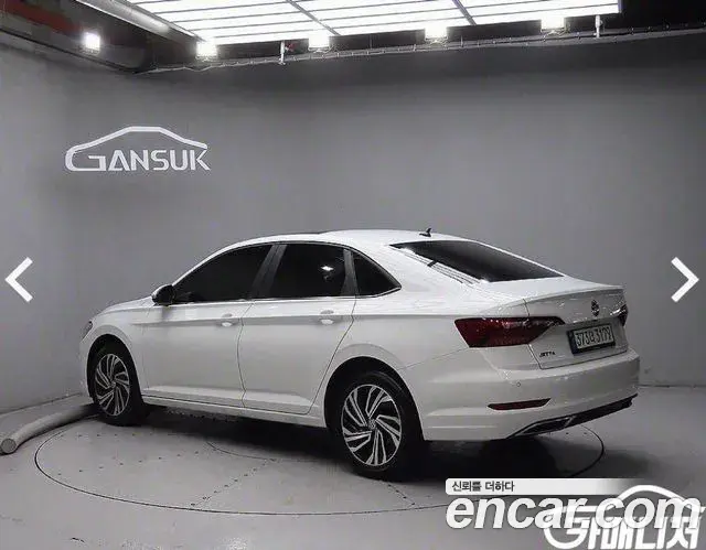 Volkswagen Jetta 2020 — Şəkil 5/20