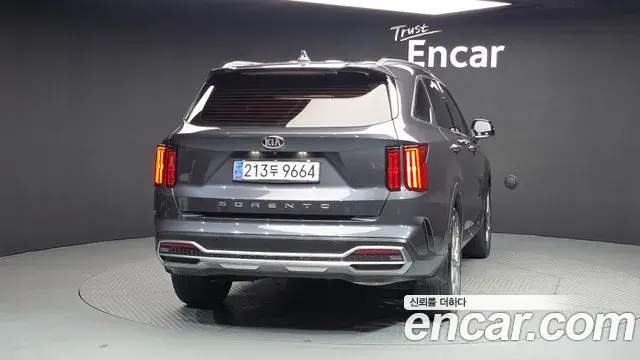Kia Sorento 2021 — Photo 4/20