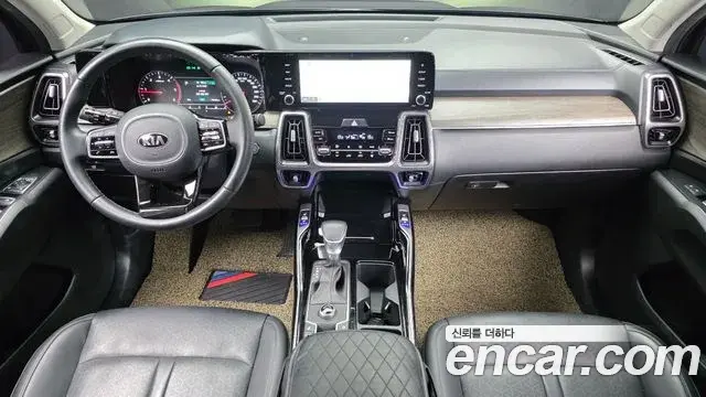 Kia Sorento 2021 — Photo 7/20