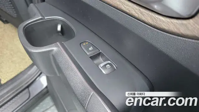Kia Sorento 2021 — Photo 19/20
