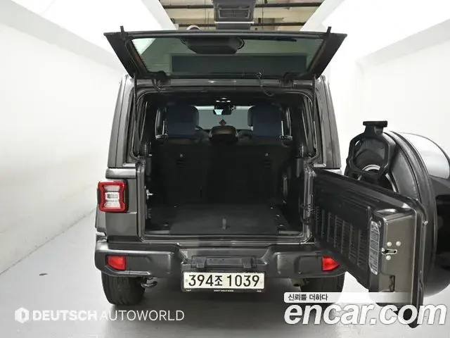 Jeep Wrangler 2019 — Photo 19/20