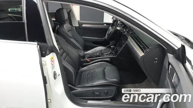 Volkswagen Arteon 2019 — ფოტო 6/20