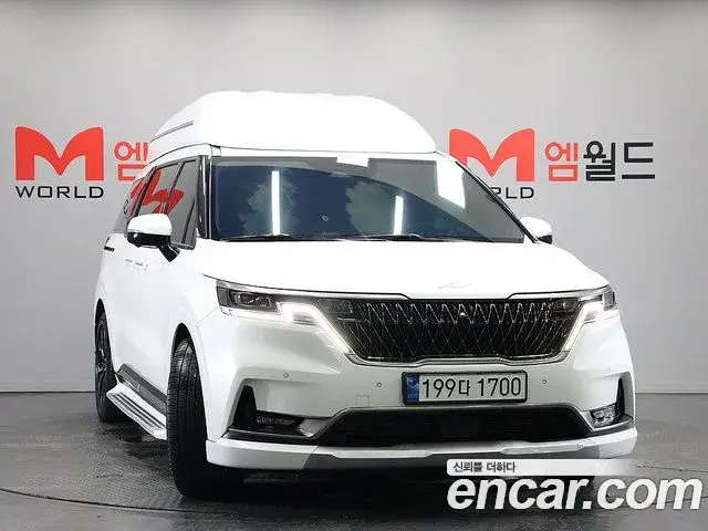 Kia Carnival 2023 — Фото 1/20