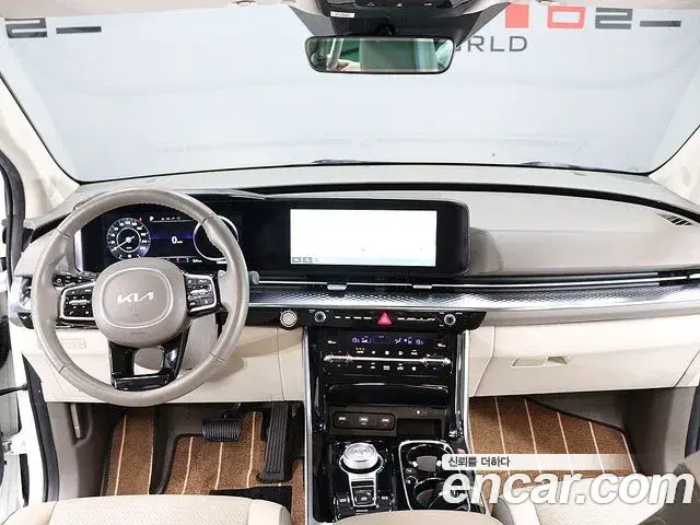 Kia Carnival 2023 — Фото 12/20