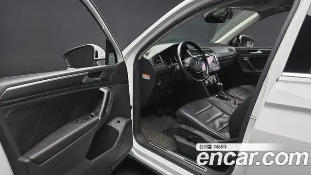 Volkswagen Tiguan 2018 — Şəkil 2/20