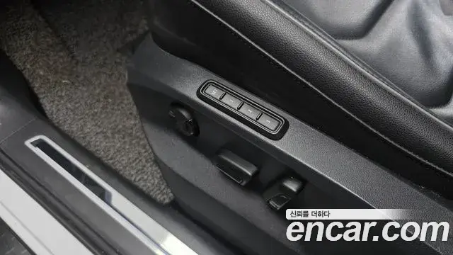 Volkswagen Tiguan 2018 — Şəkil 6/20