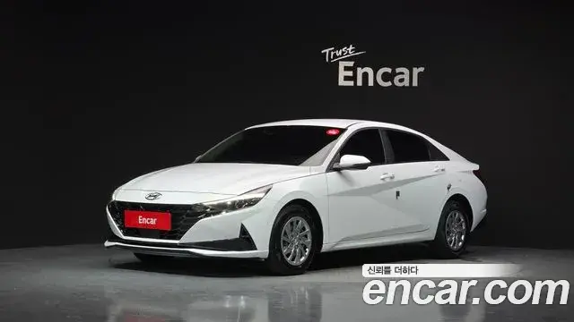 Hyundai The New Avante Hybrid 2021 — Photo 14/31