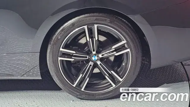 BMW 4 Series 2023 — Photo 25/31