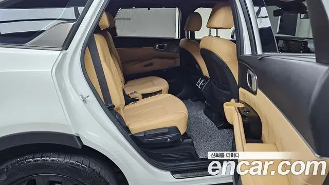 Kia Sorento 2021 — Şəkil 2/31