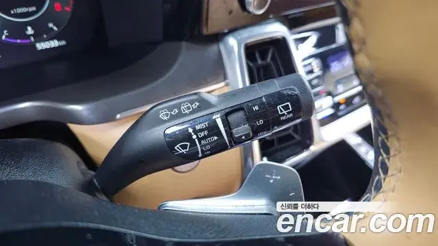 Kia Sorento 2021 — Şəkil 26/31
