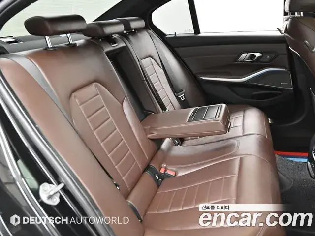BMW 3 Series 2021 — ფოტო 5/20